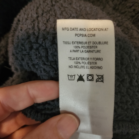 Patagonia Women's Los Gatos 1/4 Zip Pullover in Smoked Blue - Picture 12 of 13